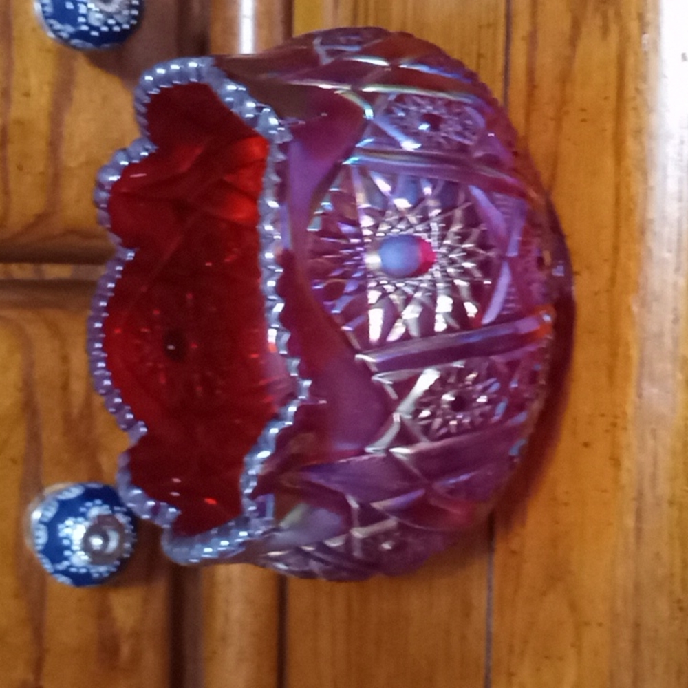 Red vaseline and /or carnival glass bowl.